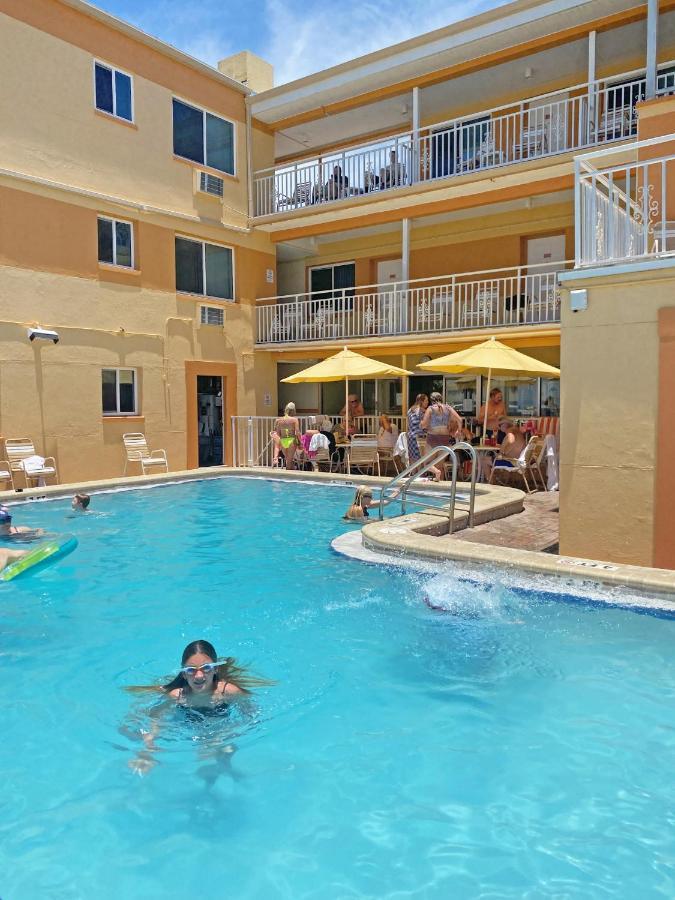 Page Terrace Beachfront Hotel St. Pete Beach Kültér fotó